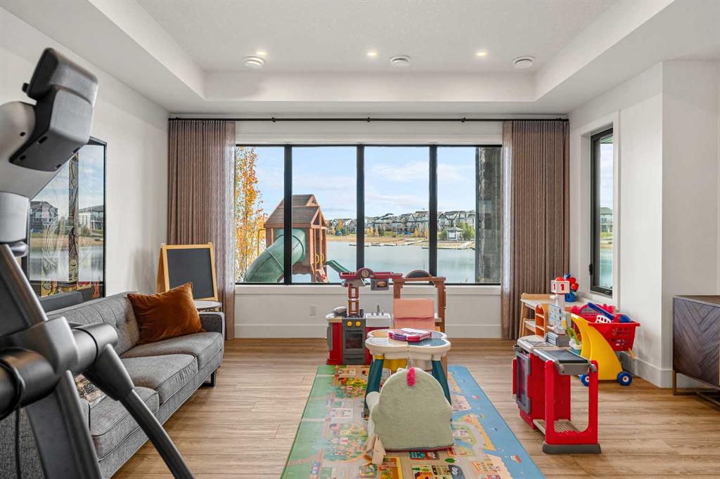 554 Marine Drive SE
