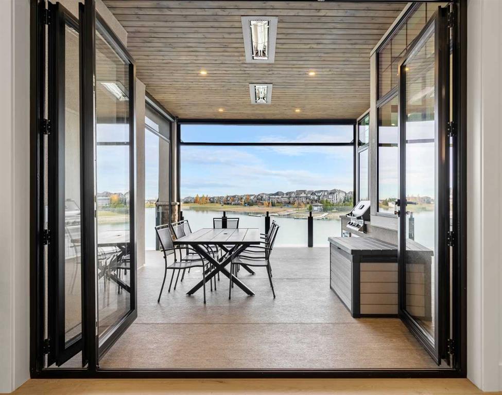 554 Marine Drive SE
