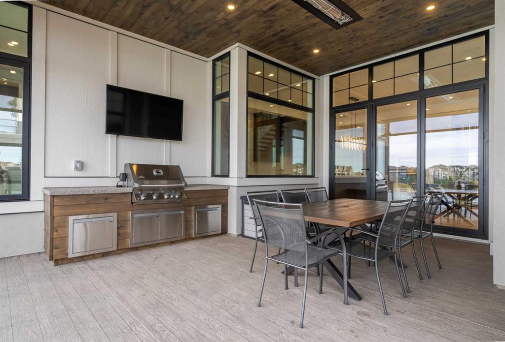 554 Marine Drive SE