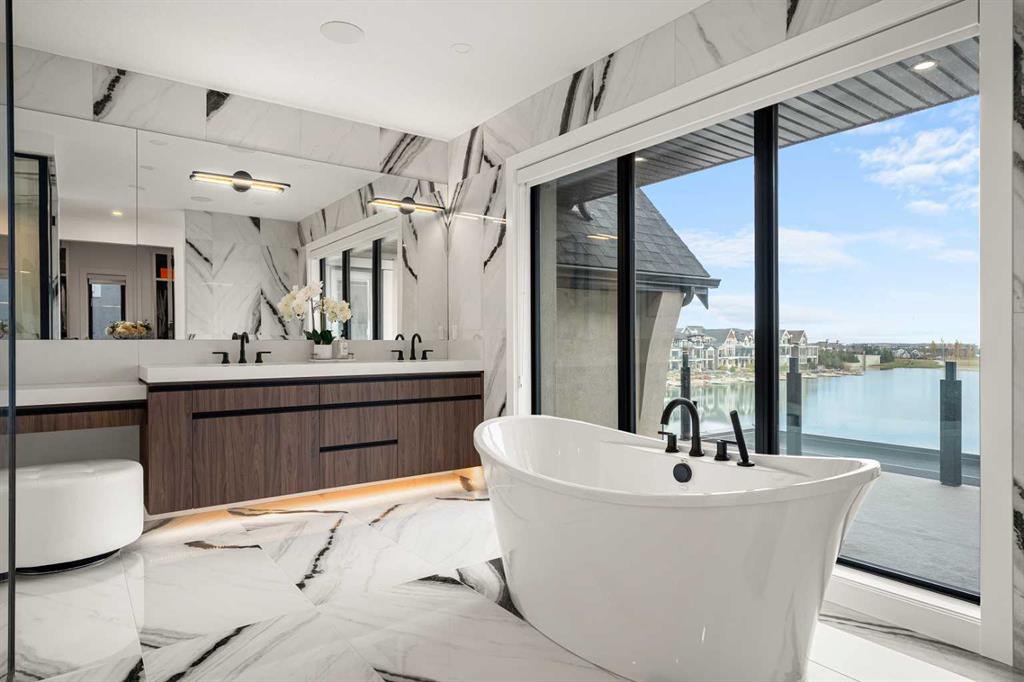 554 Marine Drive SE