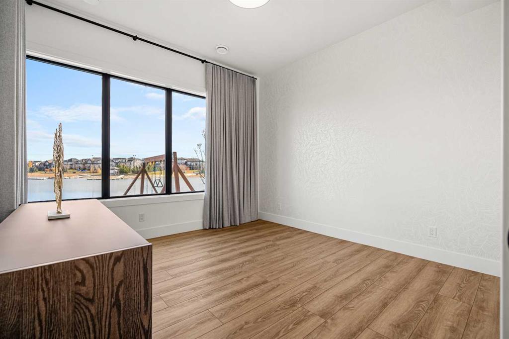 554 Marine Drive SE