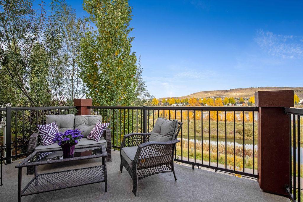 42 Riviera View