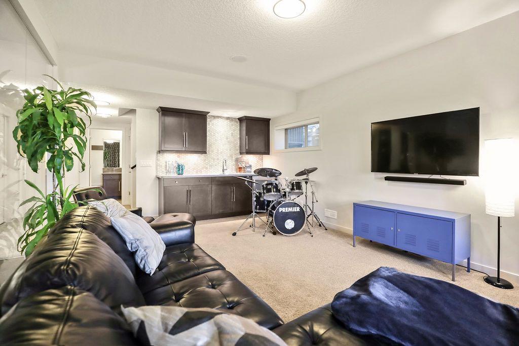 42 Riviera View