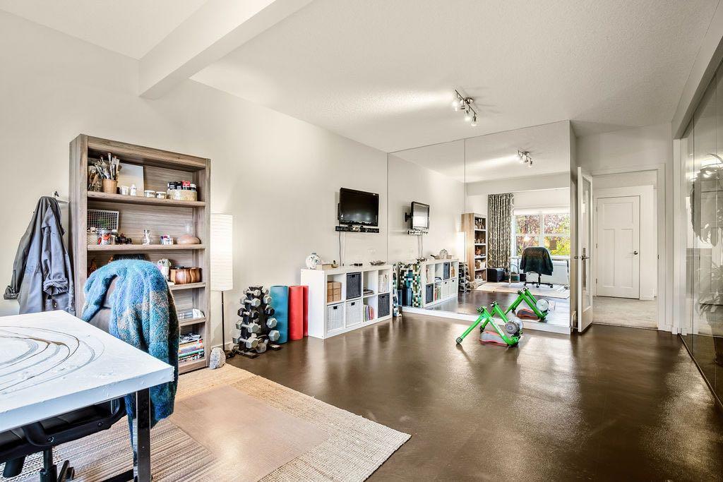 42 Riviera View