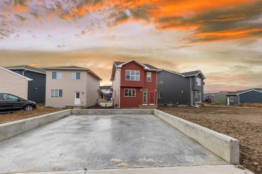 233 Dawson Circle