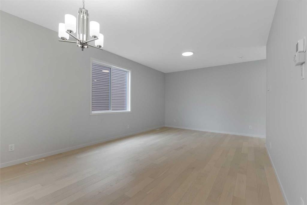 233 Dawson Circle