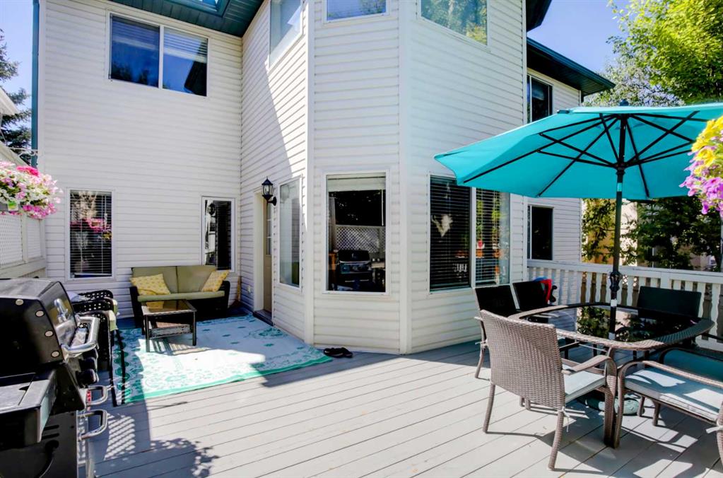 38 Douglasdale Point SE