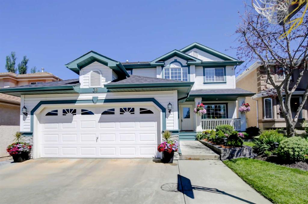38 Douglasdale Point SE