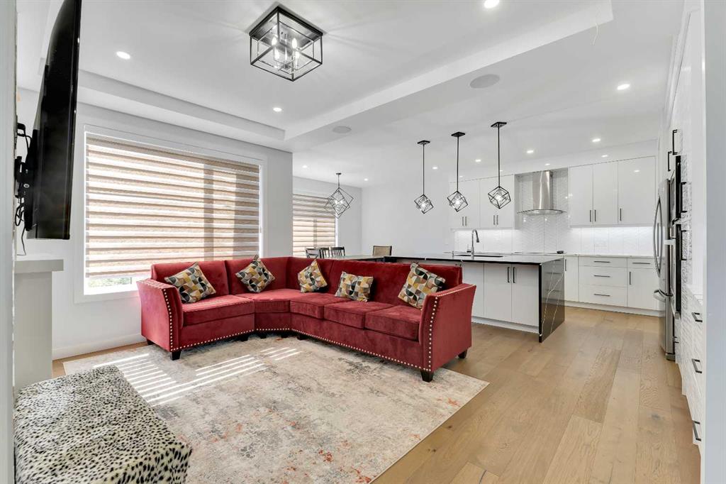 257 Sandpiper Boulevard