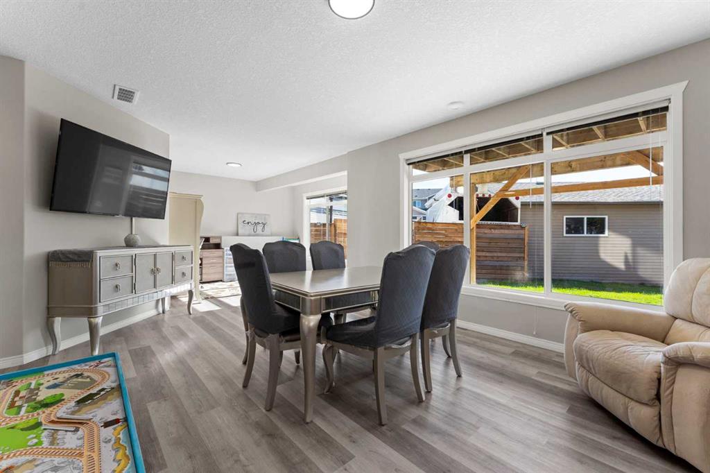 125 Kingsland Court SE