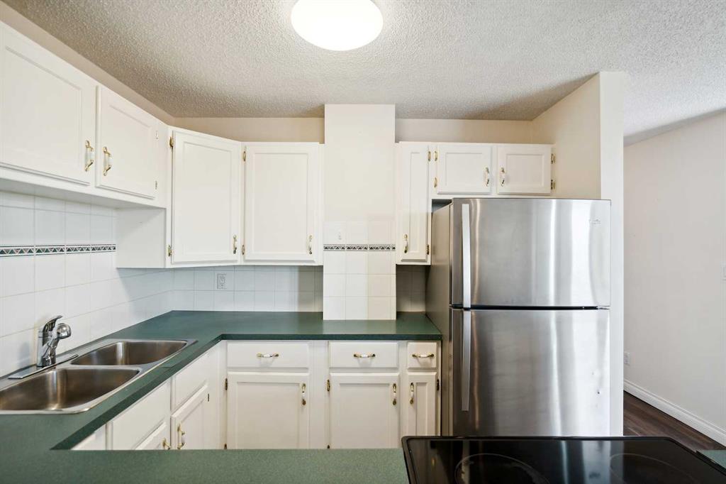 8604 48 Avenue NW, #414