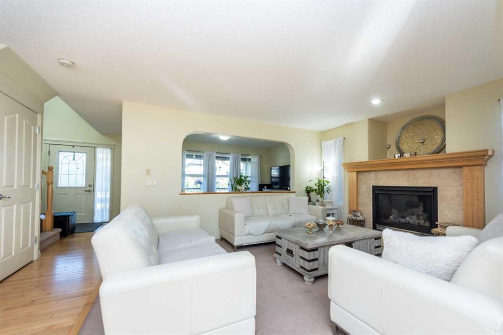 258 PRESTWICK Close