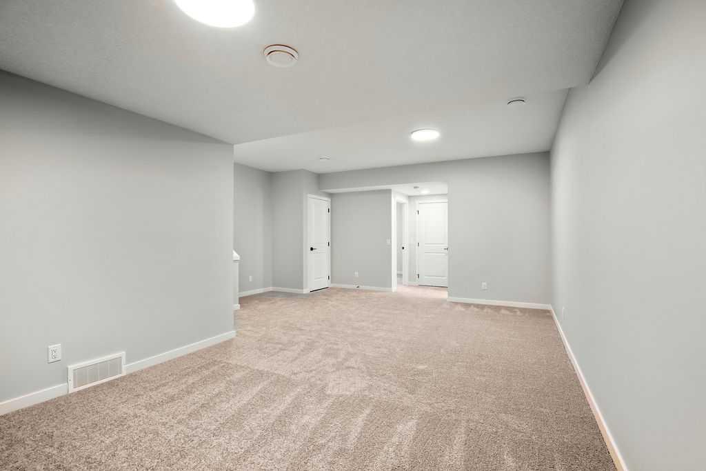 33 Savoy Landing SE