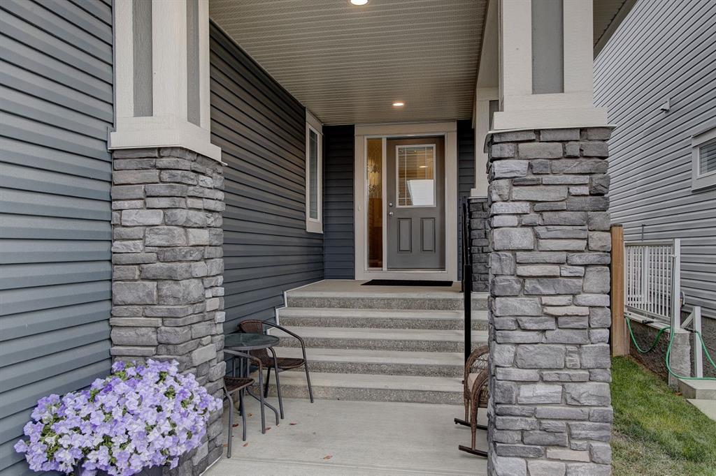 20 Hillcrest Avenue SW