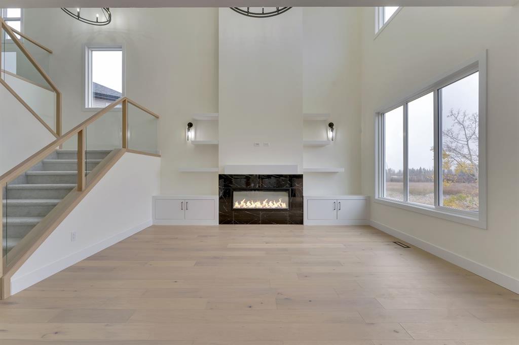 183 Kinniburgh Loop
