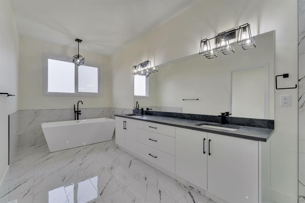 183 Kinniburgh Loop