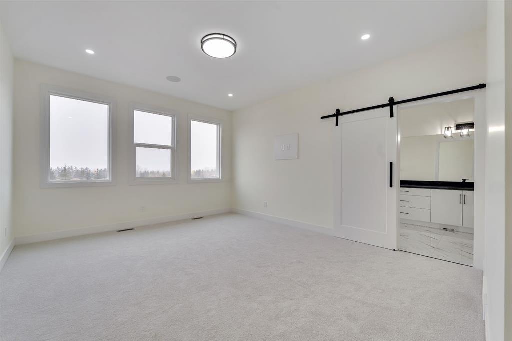 183 Kinniburgh Loop