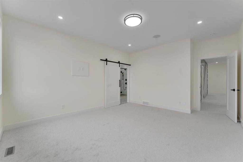 183 Kinniburgh Loop