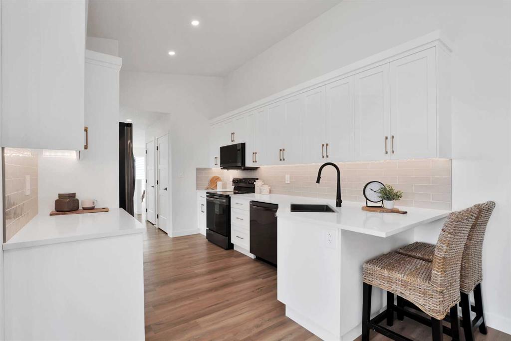 19 Ellington Crescent