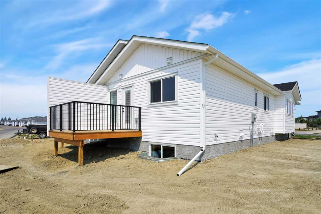 17 Ellington Crescent