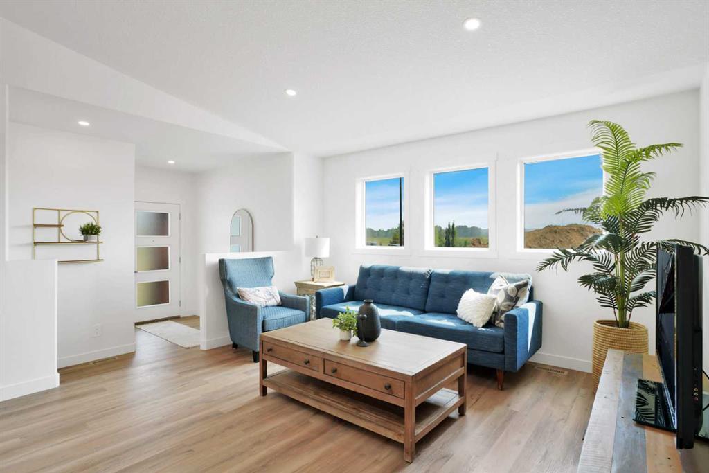 17 Ellington Crescent