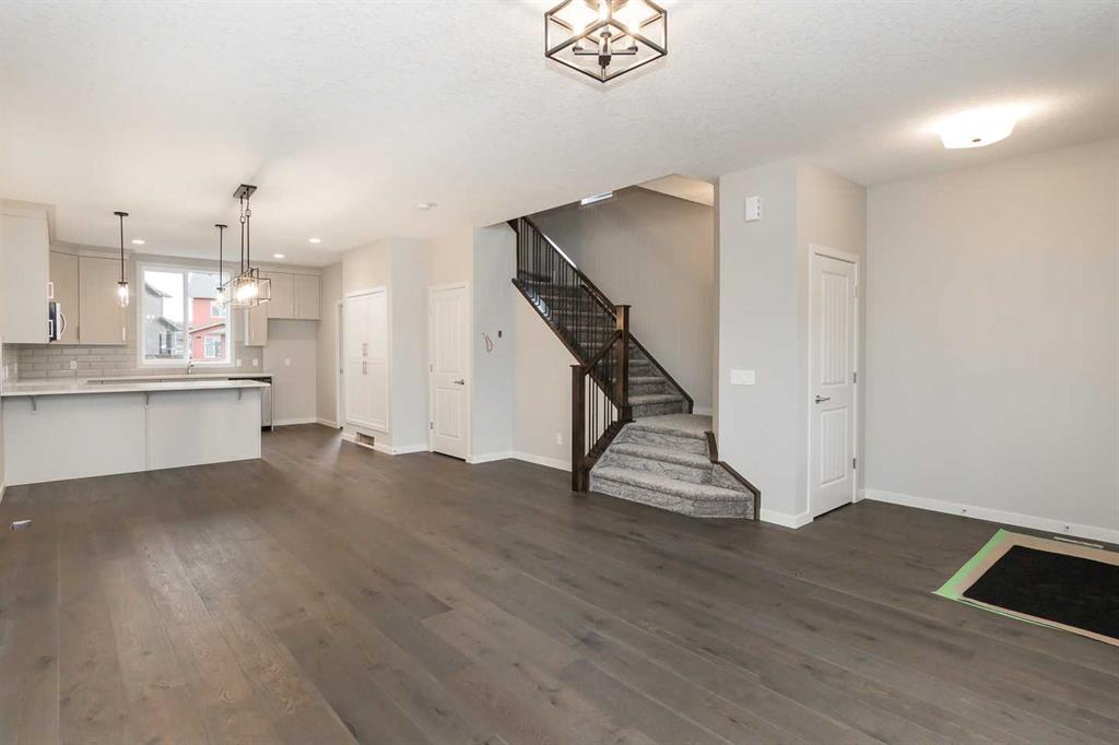 16 Emberside Grove