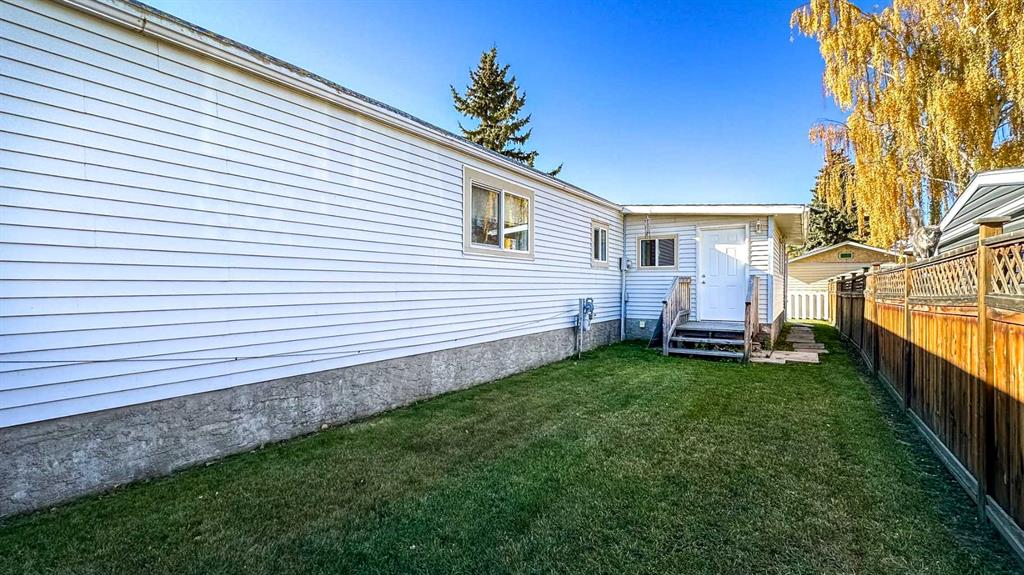 854 Brentwood Crescent