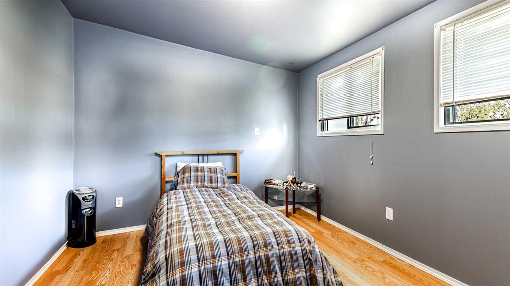 854 Brentwood Crescent