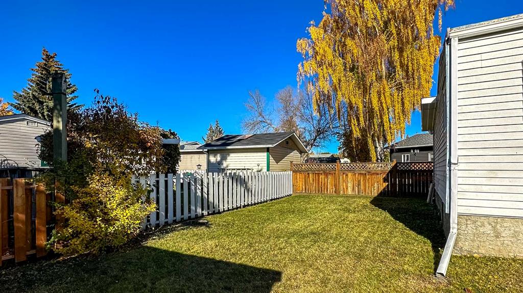 854 Brentwood Crescent