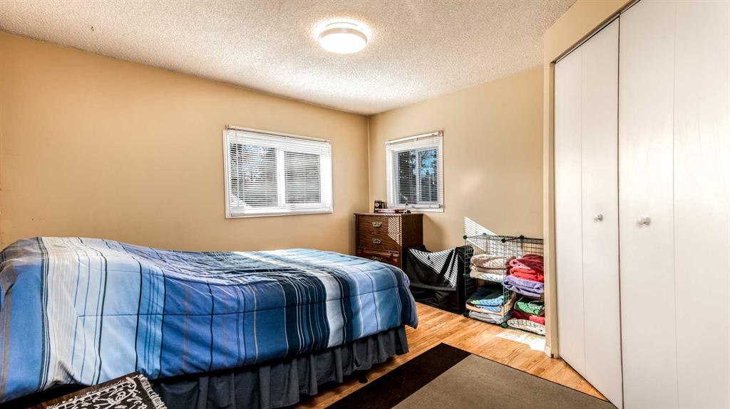 854 Brentwood Crescent