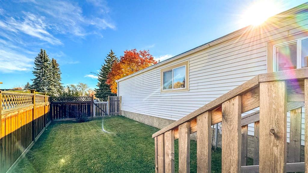 854 Brentwood Crescent