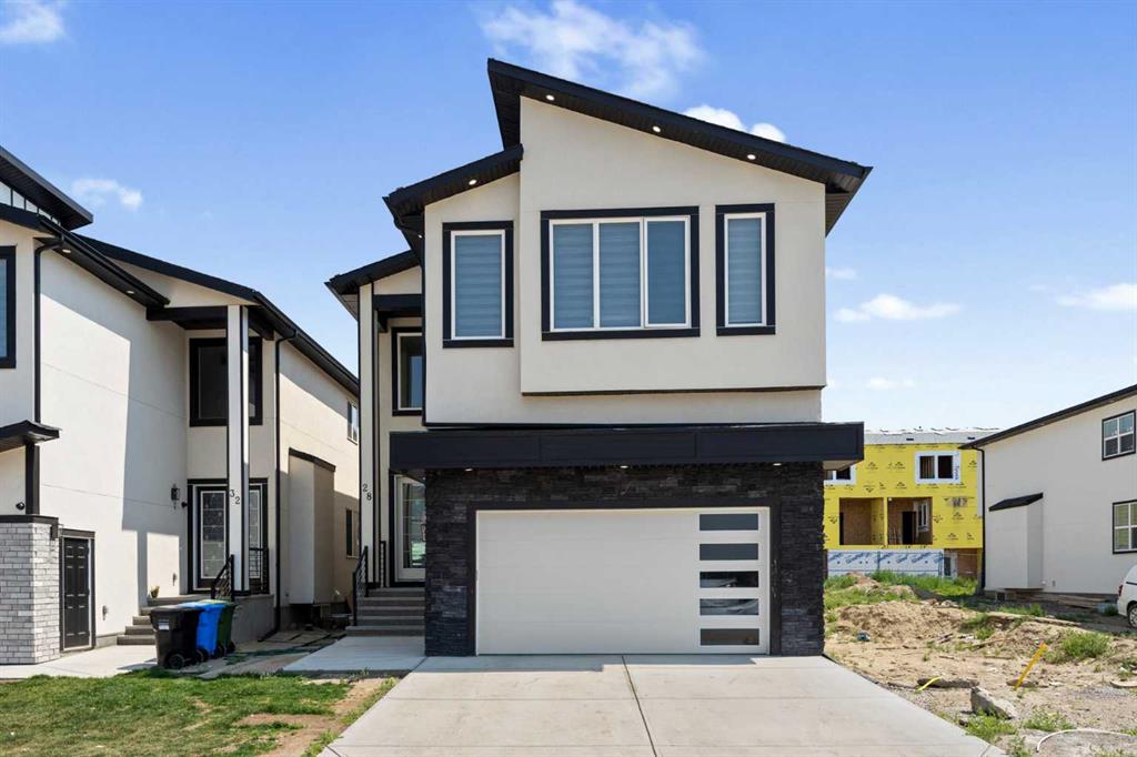 28 Saddlepeace Way NE