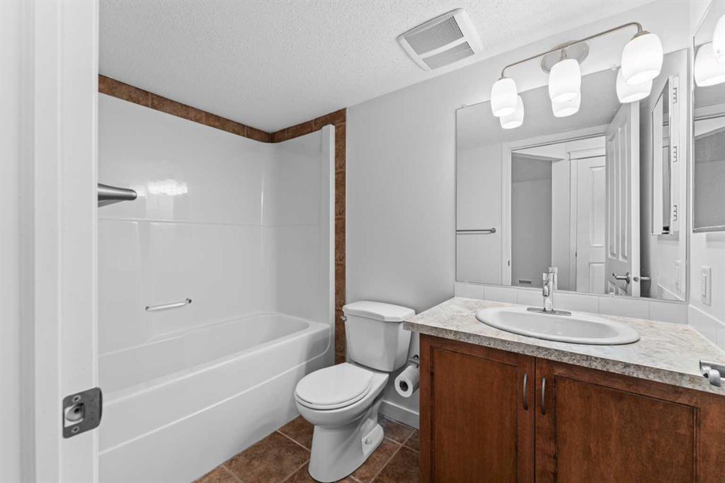 219 New Brighton Landing SE