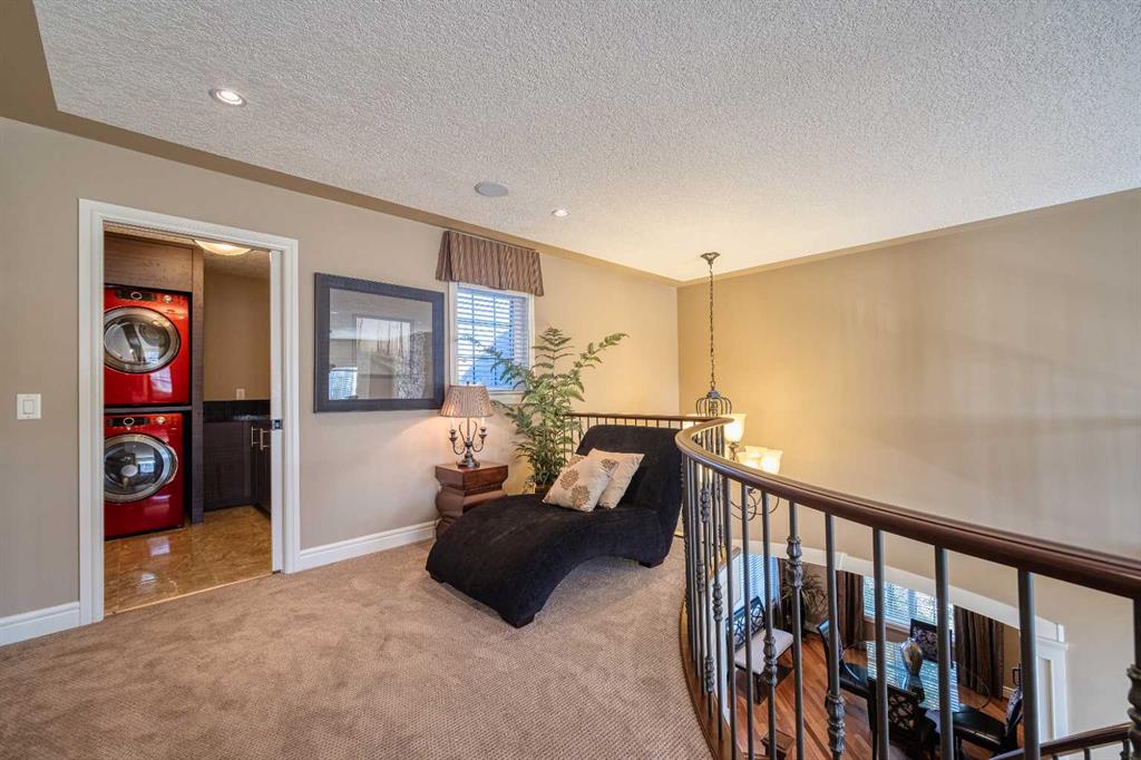 130 Panatella Crescent NW