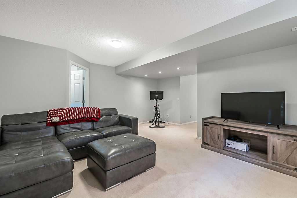 349 Cimarron Boulevard