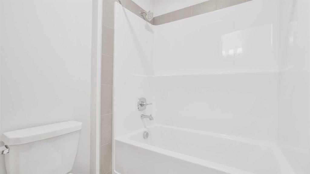 1217 Chinook Gate Bay SW