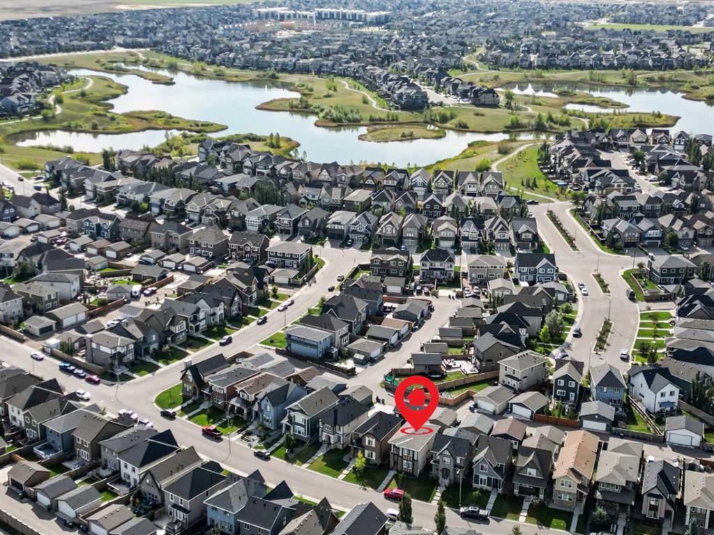 309 Marquis Heights SE