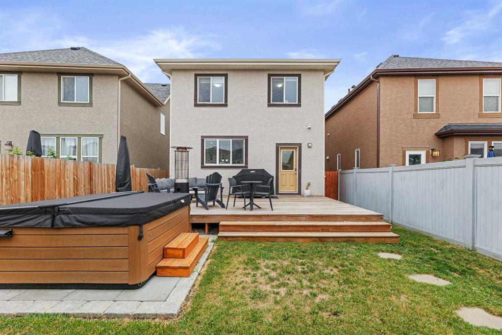 309 Marquis Heights SE