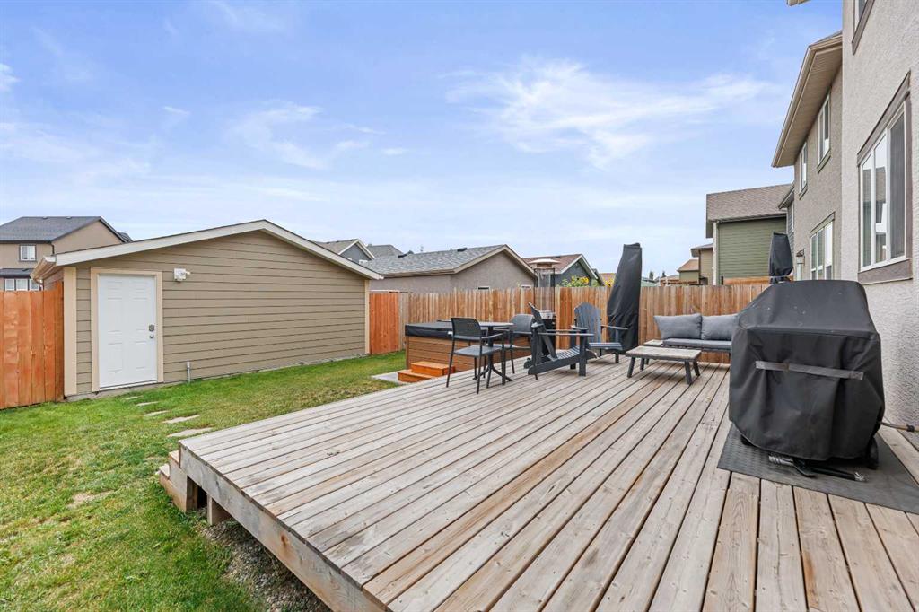 309 Marquis Heights SE