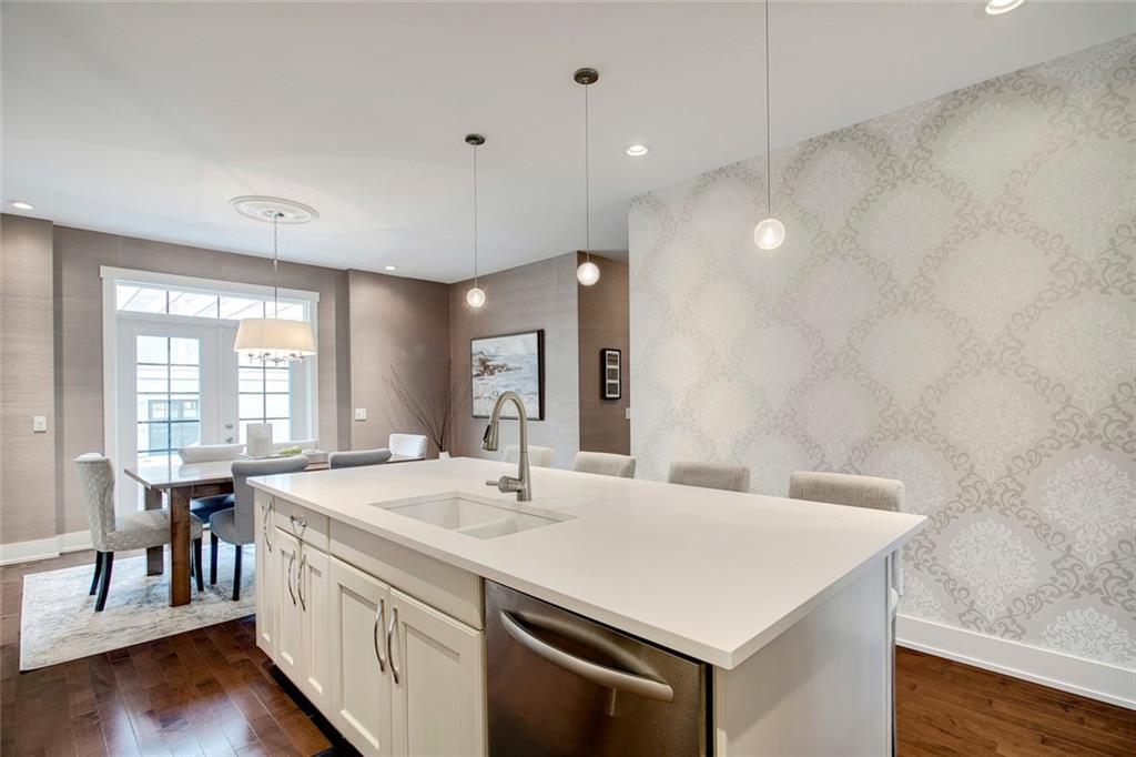 92 Beny-Sur-Mer Road SW