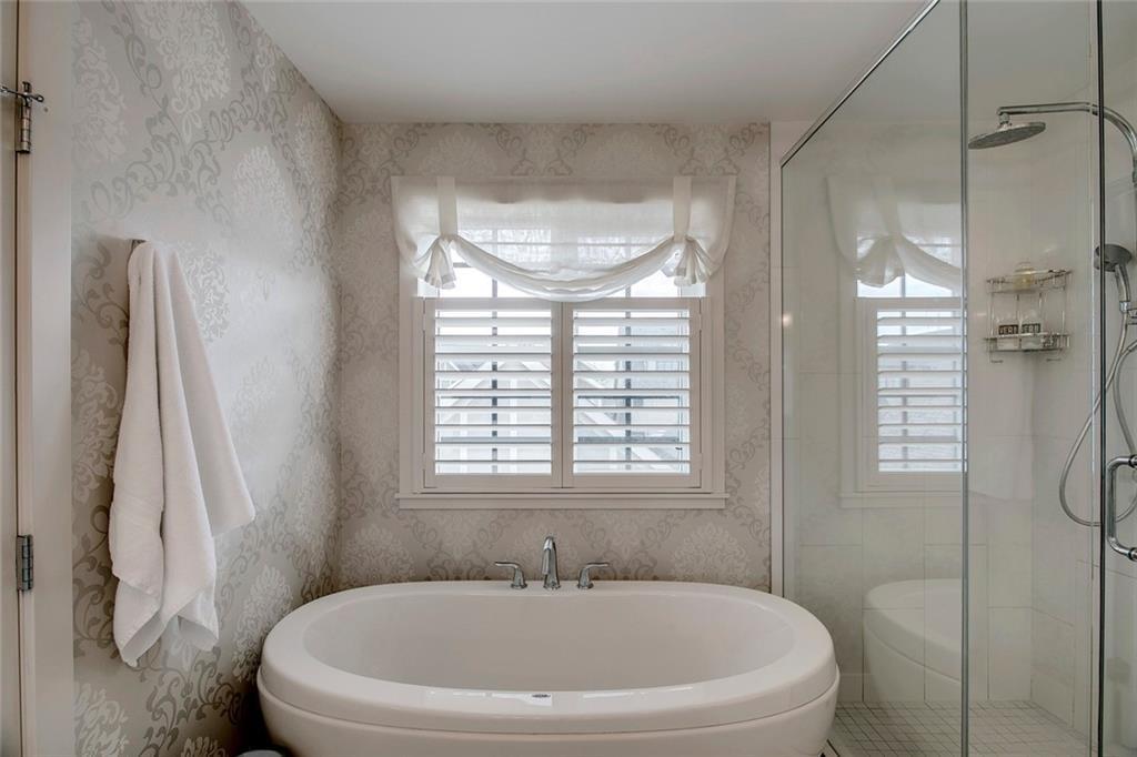 92 Beny-Sur-Mer Road SW