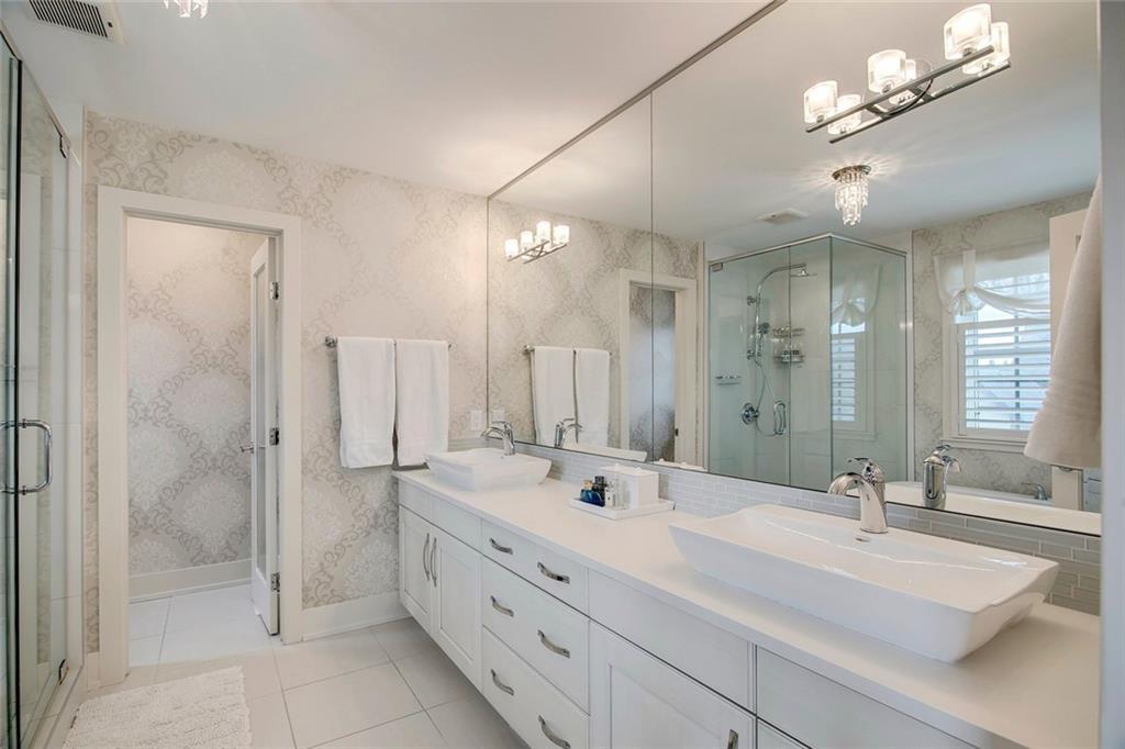 92 Beny-Sur-Mer Road SW