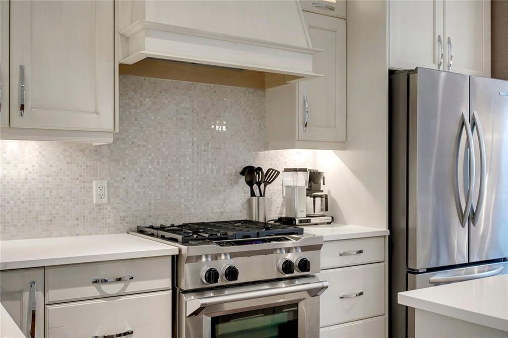 92 Beny-Sur-Mer Road SW