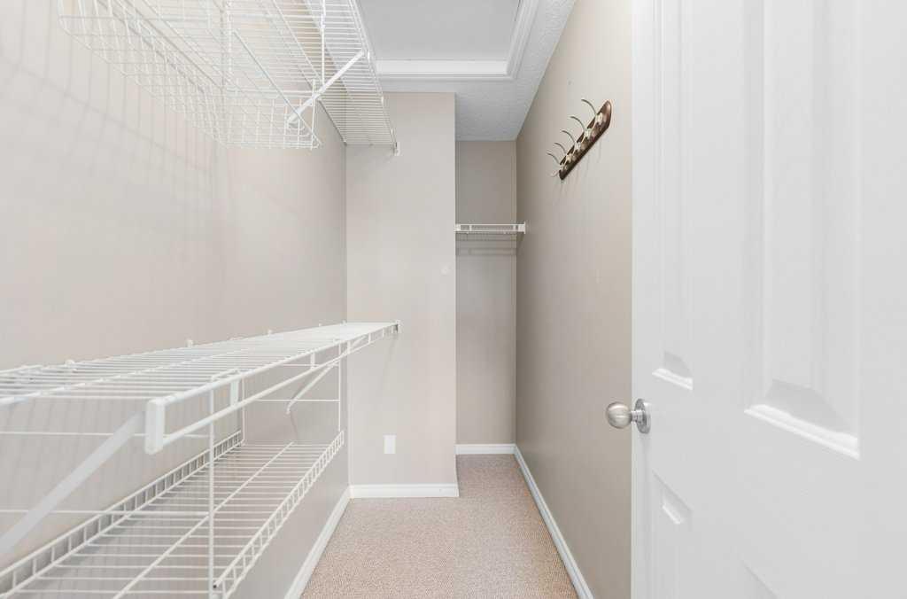8 Crystalridge Close