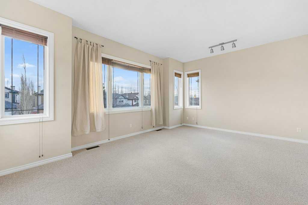 8 Crystalridge Close