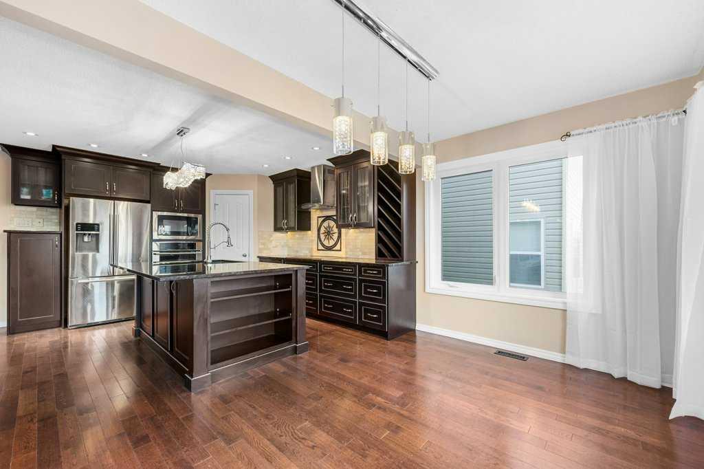 8 Crystalridge Close