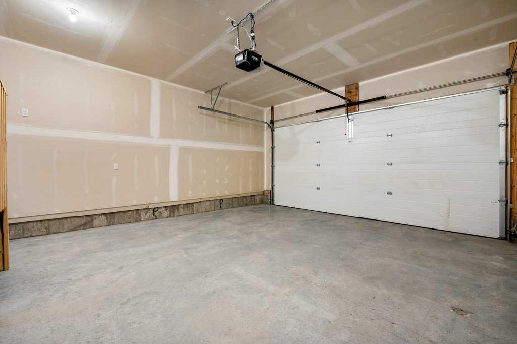 202 Willow Place