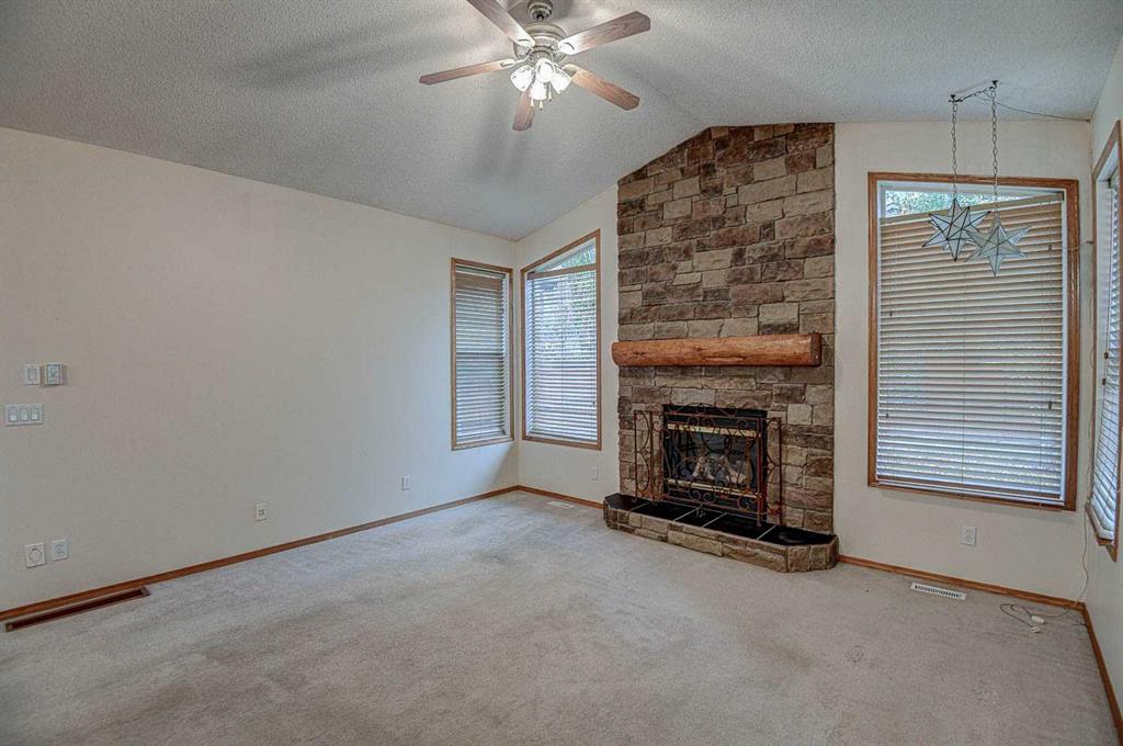 42 Tuscany Meadows Drive NW