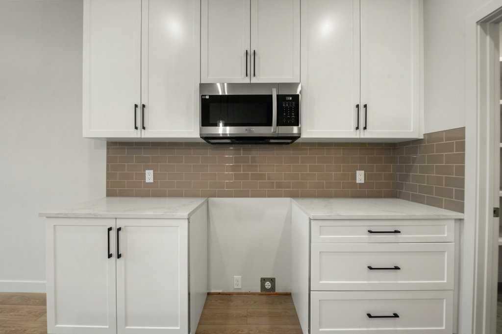 202 & 206 Willow Place