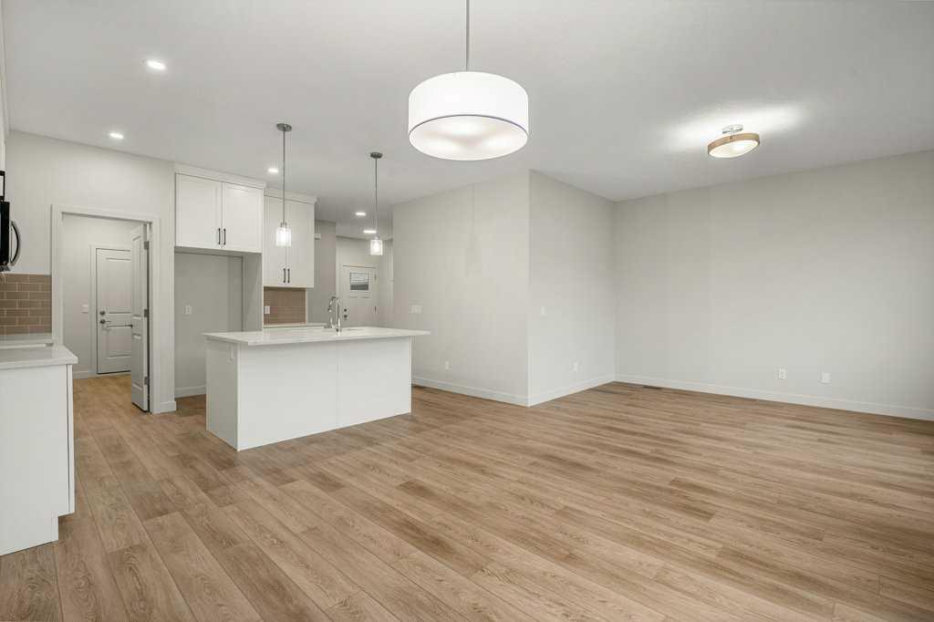 202 & 206 Willow Place